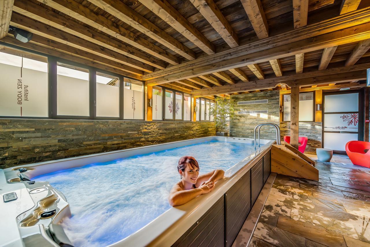 Les Cabanes De La Maison Rouge FRENCH ALPS Exterior foto